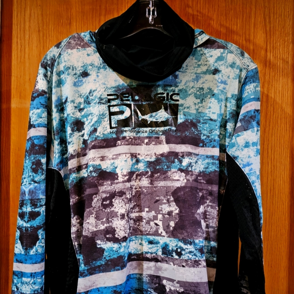 Pelagic Hooded Shirt